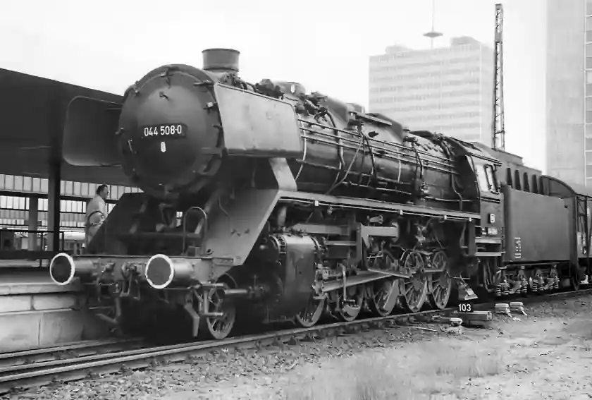 Baureihe 044 Im Essener Hbf 80er Jahre