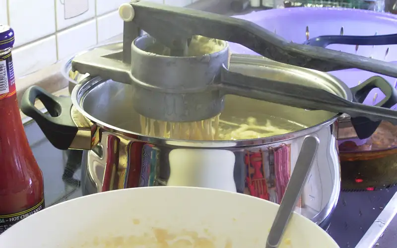 Spätzlepresse2 800x500