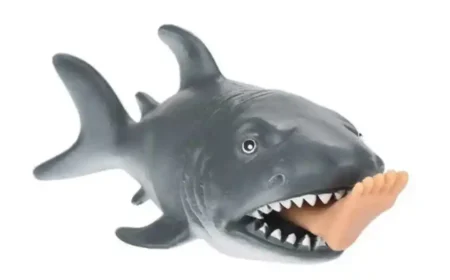 Überflüssige Produkte: Der Hai mit dem Leichenbein