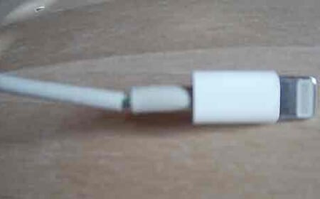 Nicht am Kabel ziehen!