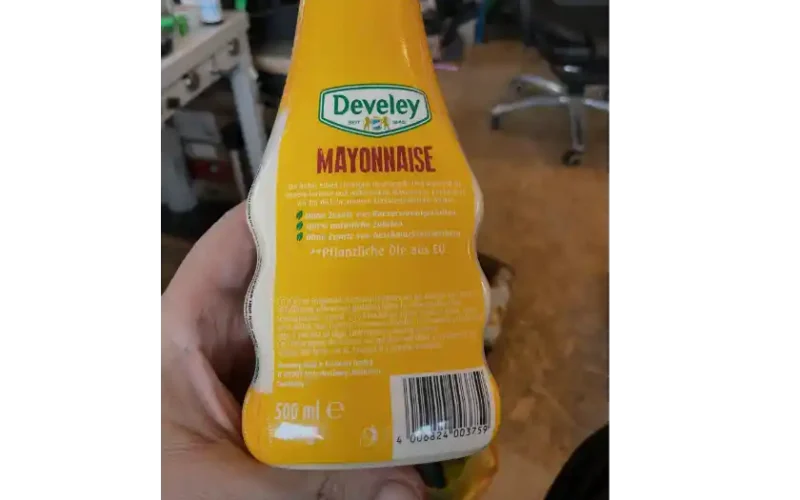 Eine Mayonnaisenflasche