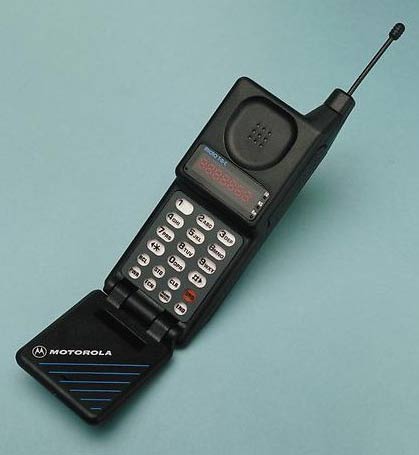 Motorola MicroTac (1)
