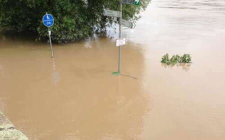 Neckar, der Pegel fällt – Fotos vom Hochwasser 03.06.2013
