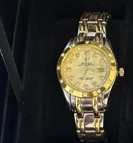 Rolex gold fake