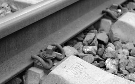 Deutsche Bahn verkauft Schienenstahl und plant Kurzarbeit im Winter