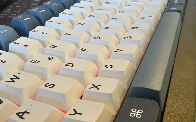 Tastatur tt